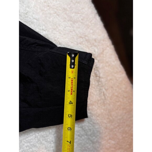 Descente Pullover Hooded Jacket With Zippered Pockets & Adjustable Hem size 3 - Picture 12 of 16